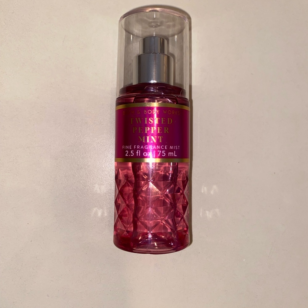 Bath & Body Works Twisted Peppermint Pink Mist